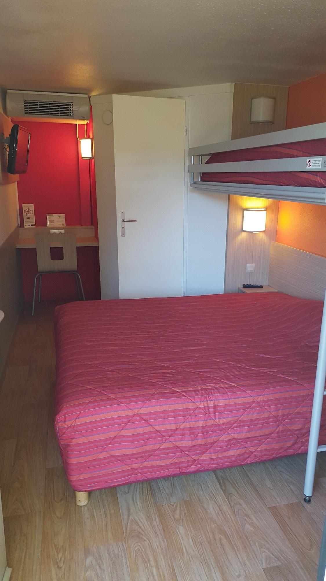 Premiere Classe Lyon Est Aeroport Saint Exupery Luaran gambar