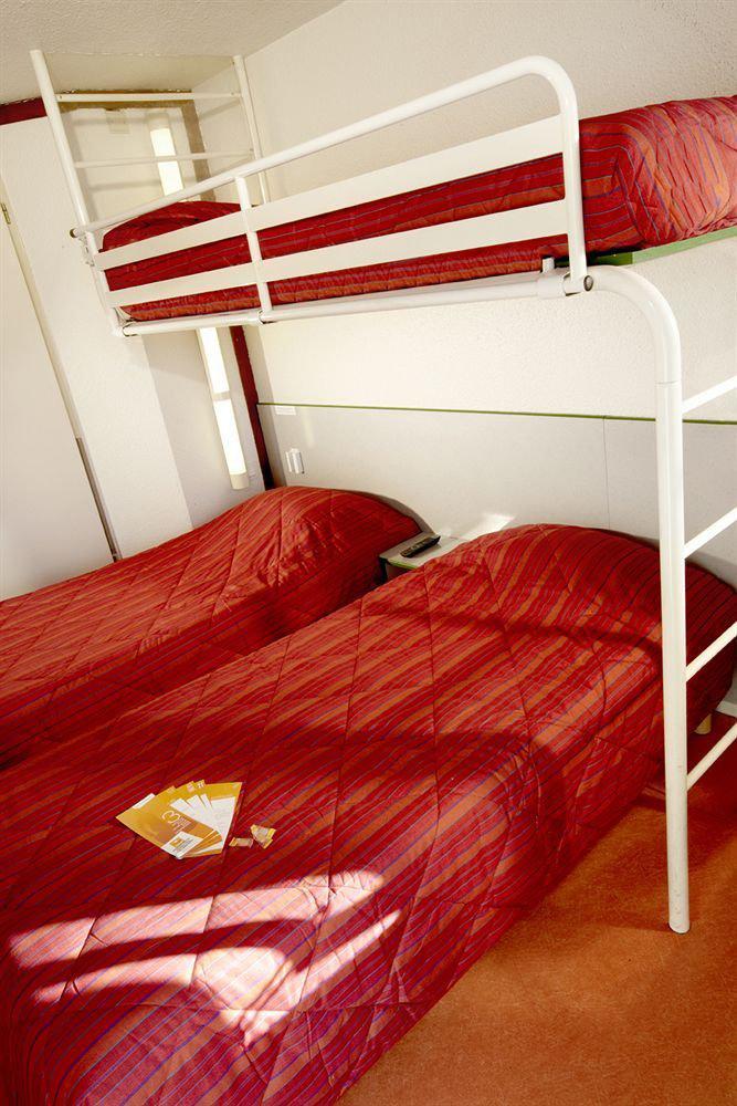 Premiere Classe Lyon Est Aeroport Saint Exupery Luaran gambar