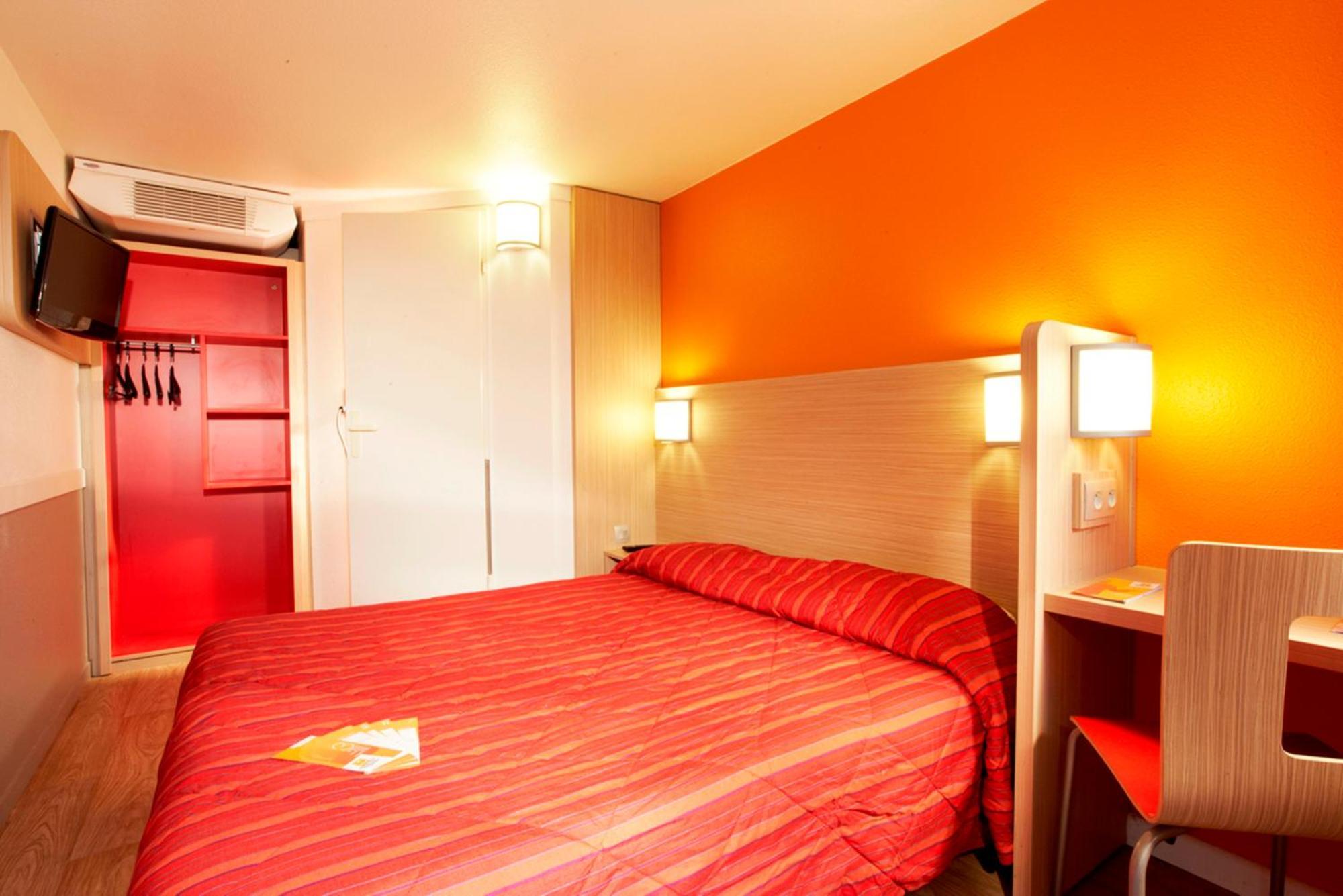 Premiere Classe Lyon Est Aeroport Saint Exupery Luaran gambar